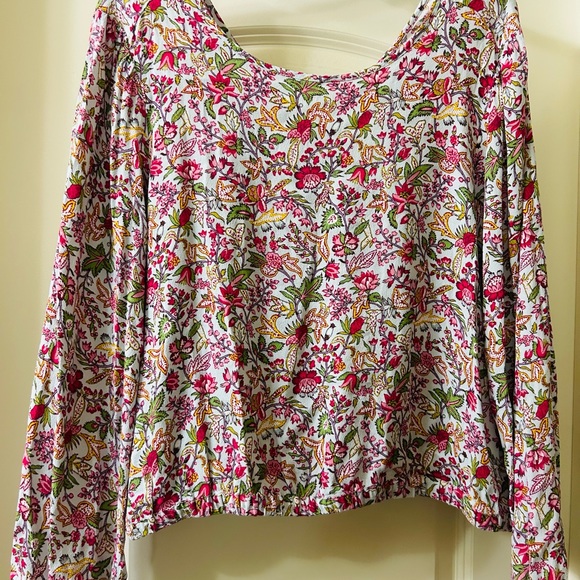 LOFT Floral Back Crop Top Long Sleeve Crew Neck Blouse Deep Back V, gently used - Picture 3 of 6